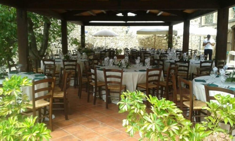 Agriturismo Sant'Agata Piana Degli Albanesi Exterior photo